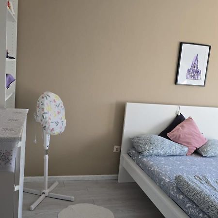 Quarto Familiar Com Cama De Casal Apenas Para Casais E Raparigas Nenhum Homem Individual Braga Exteriör bild