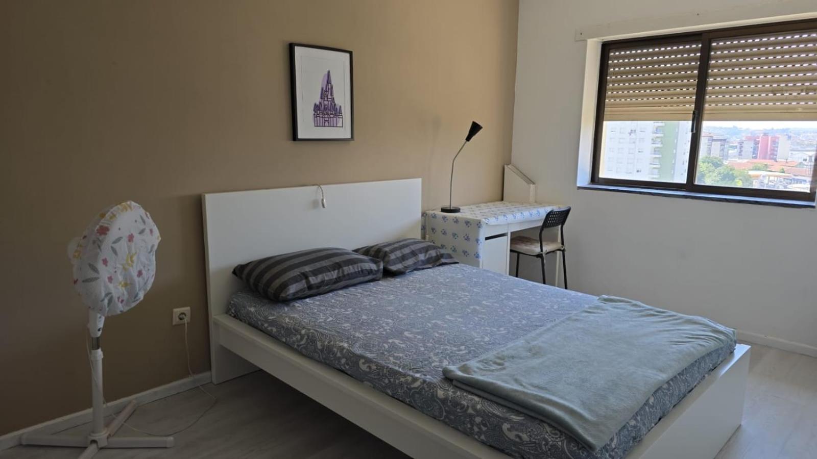 Quarto Familiar Com Cama De Casal Apenas Para Casais E Raparigas Nenhum Homem Individual Braga Exteriör bild